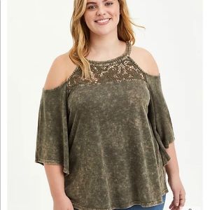 CROCHET COLD SHOULDER TOP - MINERAL WASH OLIVE